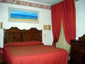 Cavalieri Del Mare 3* Marina di Massa